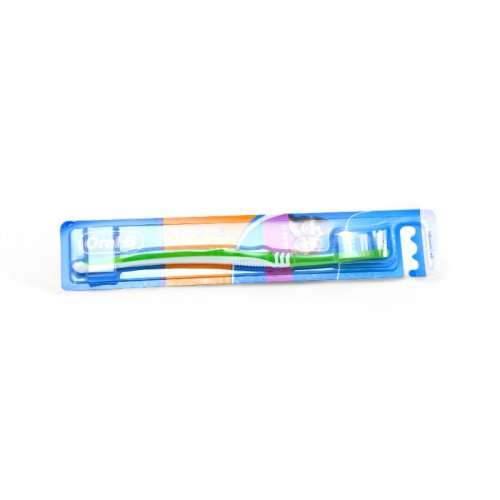 Oral B Classic 3Effect MaxiClean 40 med Bcd