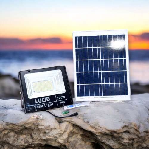 LUCID SOLAR FLOOD LIGHT 200W